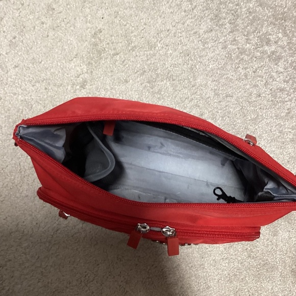 IHKWIP The Sensational Chain Shoulder Bag W/ Crossbody Strap - Picture 3 of 6